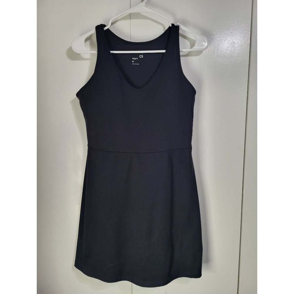 GapFit Womens SZ M Active Sleeveless Tank Dress Built In Shorts Tennis Fitness - Picture 2 of 10